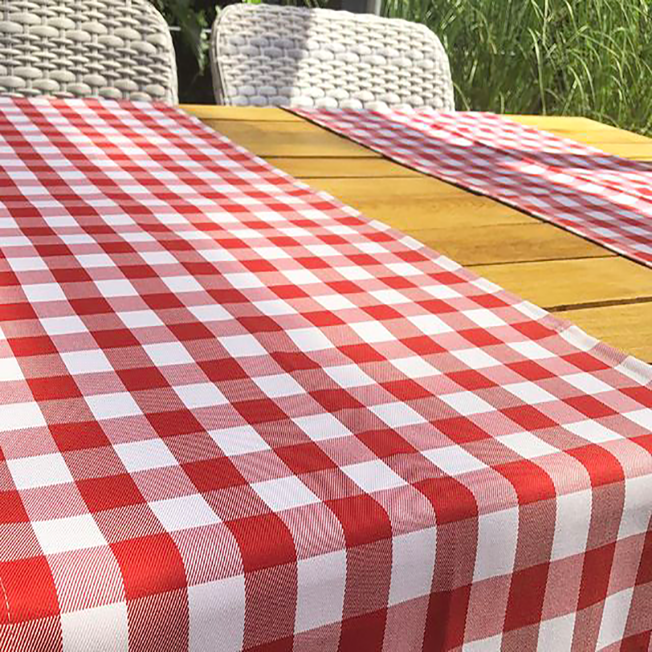 Gastro-Tischläufer rot-weiß kariert Gastro-Tischläufer rot-weiß kariert
