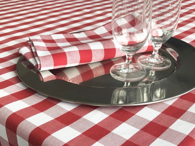 Gastronomie-Tischdecke rot-weiß kariert 130x280 | GASTRO-Tischdecken online